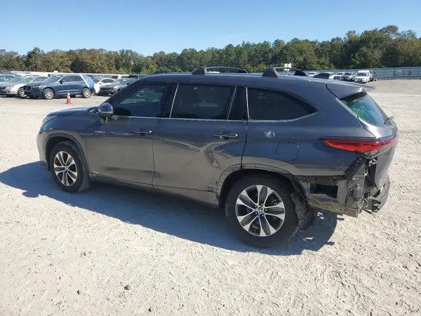 5TDGBRCH4LS501151 2020 TOYOTA HIGHLANDER - Image 2