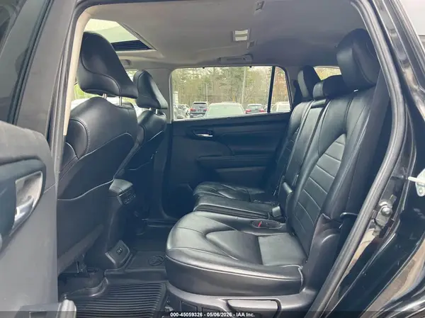 5TDGBRCH4MS034038 2021 TOYOTA HIGHLANDER - Image 8