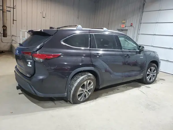 2021 TOYOTA HIGHLANDER COPART lot 85297624 auction photo 3