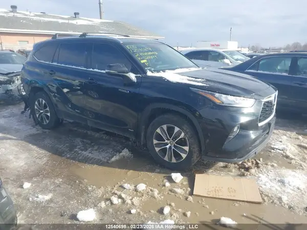 5TDGBRCH4MS524849 2021 TOYOTA HIGHLANDER - Image 1