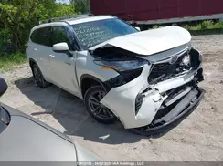 5TDGBRCH4MS525063 2021 TOYOTA HIGHLANDER