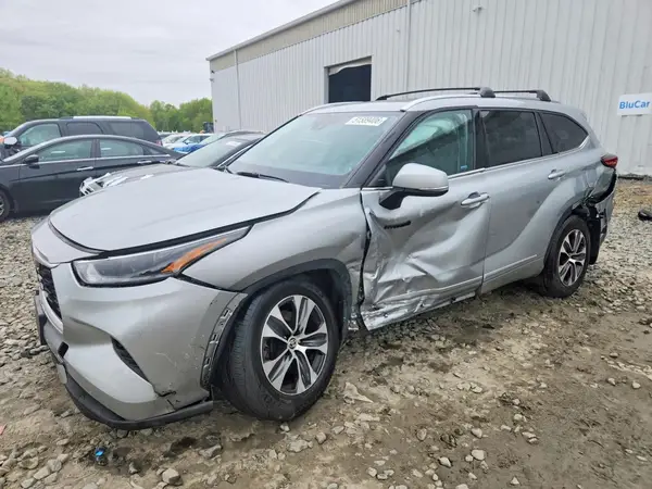 5TDGBRCH4MS525208 2021 TOYOTA HIGHLANDER - Image 1