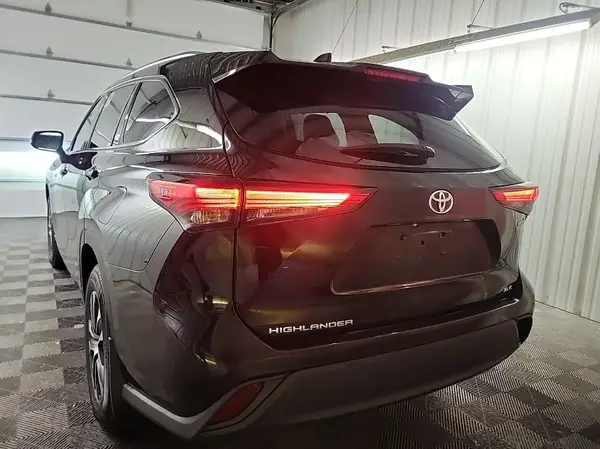 5TDGBRCH4MS525581 2021 TOYOTA HIGHLANDER - Image 8