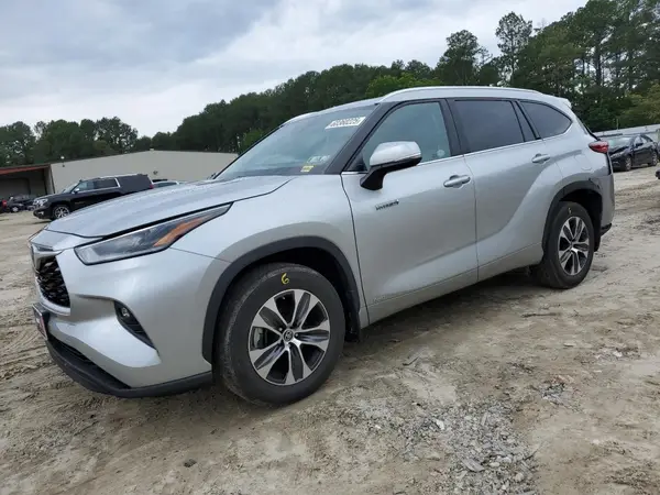 5TDGBRCH4MS535298 2021 TOYOTA HIGHLANDER - Image 1