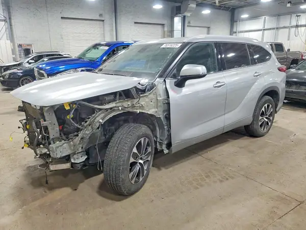 5TDGBRCH4NS541636 2022 TOYOTA HIGHLANDER - Image 1
