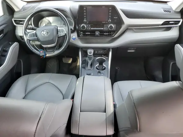 5TDGBRCH4NS546481 2022 TOYOTA HIGHLANDER - Image 8