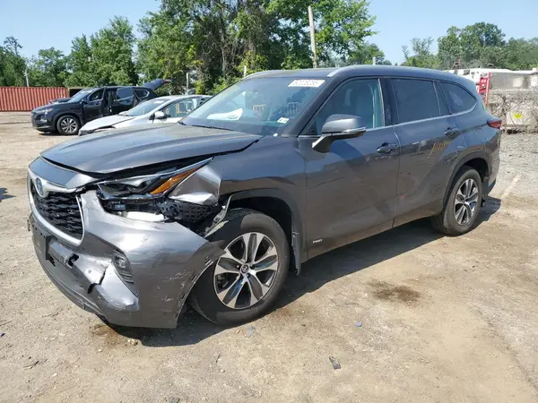 5TDGBRCH4NS547419 2022 TOYOTA HIGHLANDER - Image 1