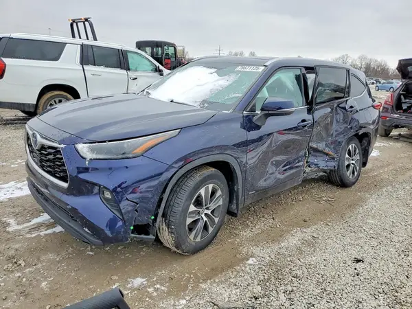 5TDGBRCH4NS549283 2022 TOYOTA HIGHLANDER - Image 1