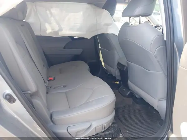 5TDGBRCH5MS026952 2021 TOYOTA HIGHLANDER - Image 8
