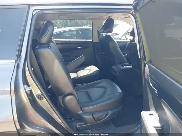 5TDGBRCH5MS518400 2021 TOYOTA HIGHLANDER - Image 8