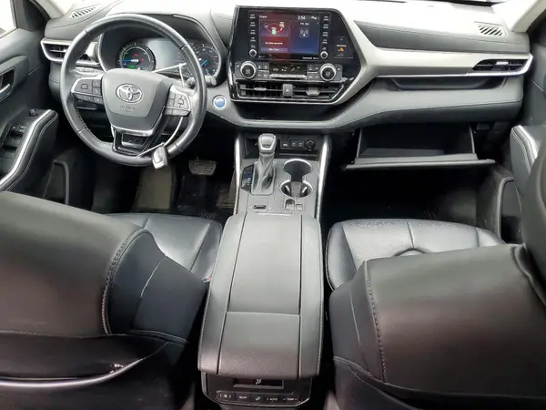 5TDGBRCH5MS528957 2021 TOYOTA HIGHLANDER - Image 8