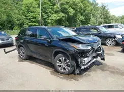 5TDGBRCH5MS533804 2021 TOYOTA HIGHLANDER