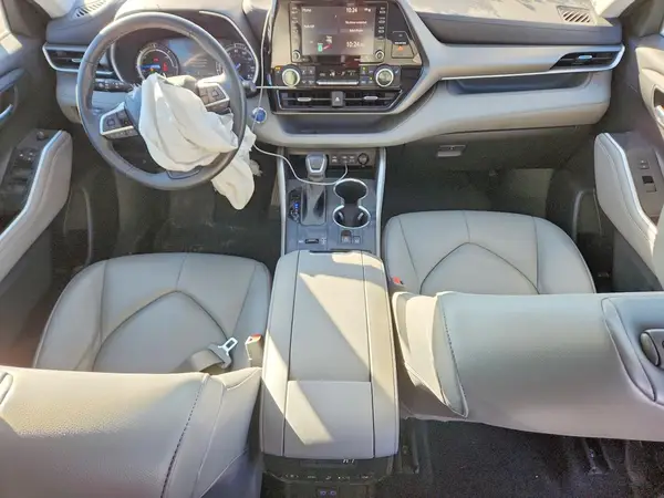 5TDGBRCH5NS082116 2022 TOYOTA HIGHLANDER - Image 8
