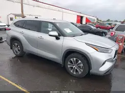 5TDGBRCH5NS556887 2022 TOYOTA HIGHLANDER