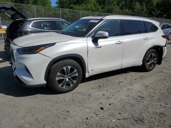5TDGBRCH6MS525470 2021 TOYOTA HIGHLANDER - Image 1