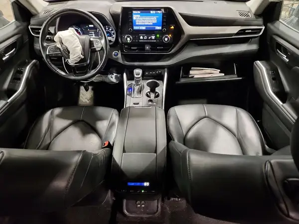 5TDGBRCH6MS525842 2021 TOYOTA HIGHLANDER - Image 8