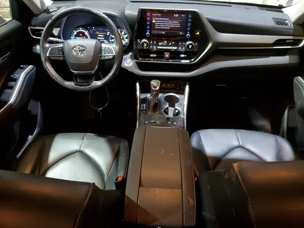 5TDGBRCH6MS531074 2021 TOYOTA HIGHLANDER - Image 8