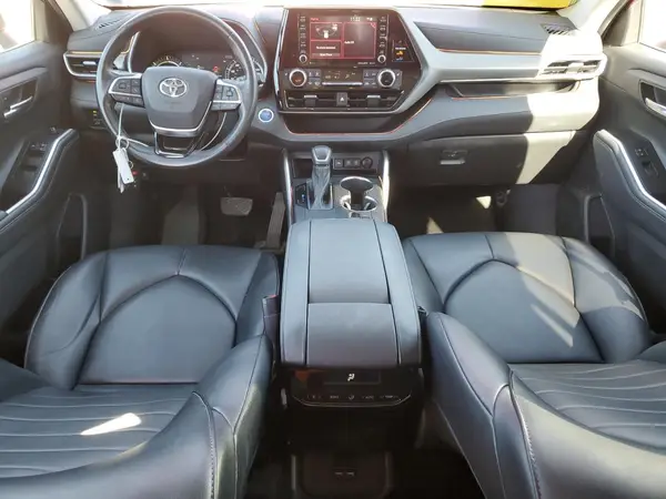 5TDGBRCH6MS535836 2021 TOYOTA HIGHLANDER - Image 8