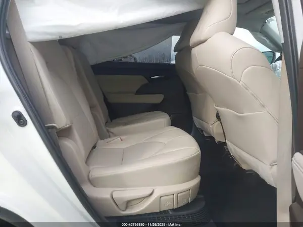 5TDGBRCH7LS509695 2020 TOYOTA HIGHLANDER - Image 8