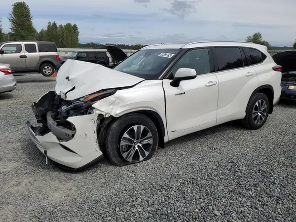 5TDGBRCH7LS510801 2020 TOYOTA HIGHLANDER - Image 1