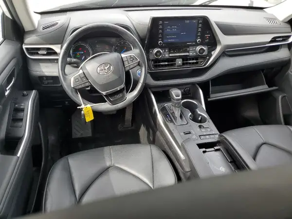 5TDGBRCH7LS510801 2020 TOYOTA HIGHLANDER - Image 8