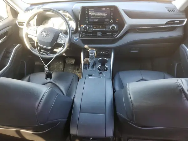 5TDGBRCH7LS513567 2020 TOYOTA HIGHLANDER - Image 8
