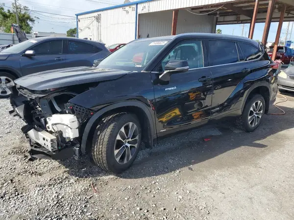 5TDGBRCH7MS046359 2021 TOYOTA HIGHLANDER - Image 1