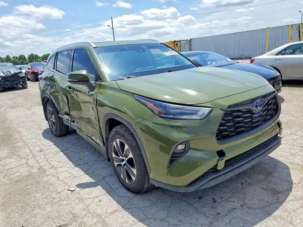 2021 TOYOTA HIGHLANDER COPART lot 56549556 auction photo 4