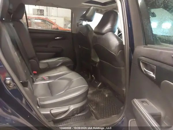 5TDGBRCH7MS533710 2021 TOYOTA HIGHLANDER - Image 8