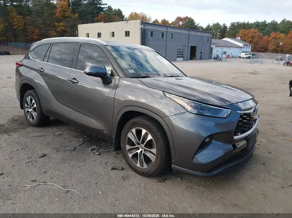 5TDGBRCH7NS540352 2022 TOYOTA HIGHLANDER - Image 1