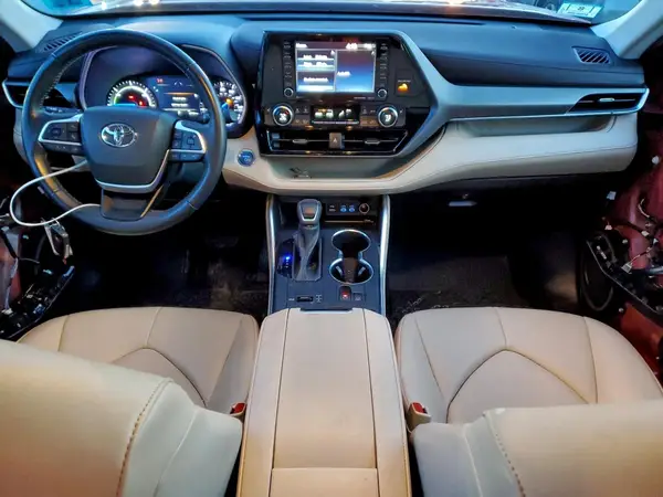 5TDGBRCH7NS549407 2022 TOYOTA HIGHLANDER - Image 8