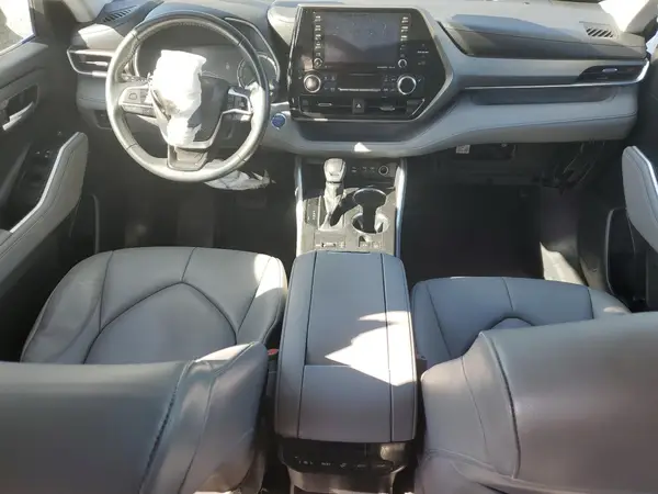 5TDGBRCH7NS559080 2022 TOYOTA HIGHLANDER - Image 8