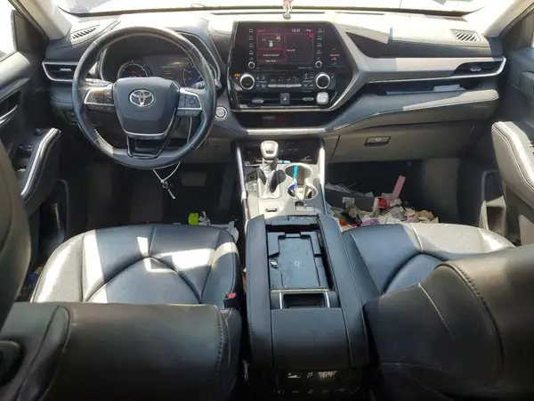 5TDGBRCH8LS502724 2020 TOYOTA HIGHLANDER - Image 8