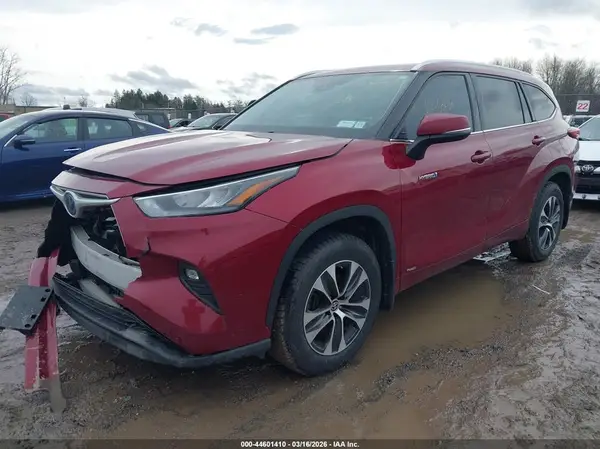 5TDGBRCH8LS508751 2020 TOYOTA HIGHLANDER - Image 2