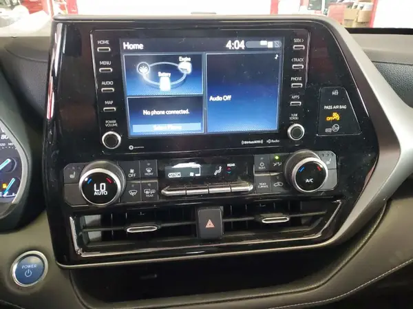 5TDGBRCH8MS036374 2021 TOYOTA HIGHLANDER - Image 2