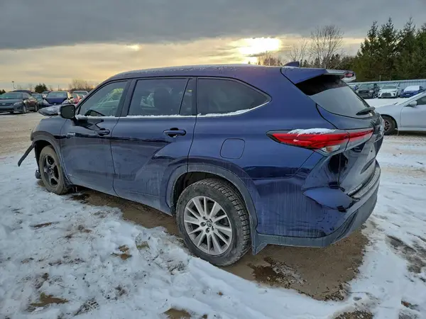 5TDGBRCH8MS526877 2021 TOYOTA HIGHLANDER - Image 2