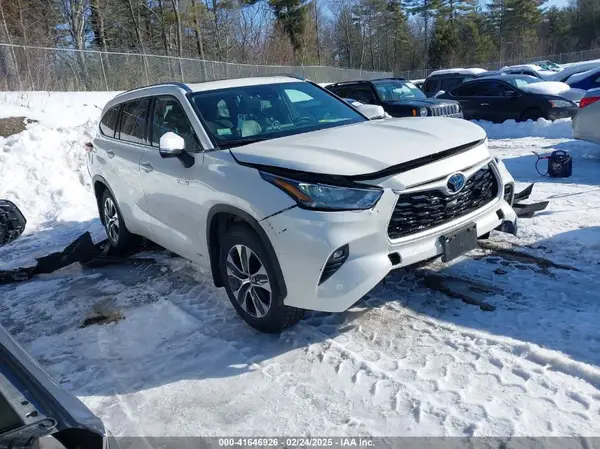 5TDGBRCH9LS508757 2020 TOYOTA HIGHLANDER - Image 1