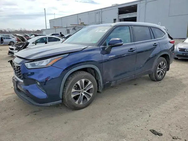 5TDGBRCH9LS509939 2020 TOYOTA HIGHLANDER - Image 1