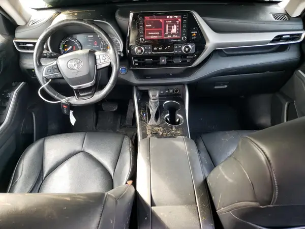 5TDGBRCH9LS510461 2020 TOYOTA HIGHLANDER - Image 8