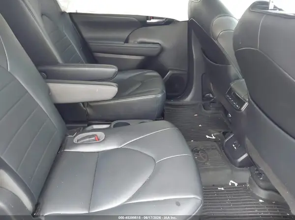 5TDGBRCH9MS031491 2021 TOYOTA HIGHLANDER - Image 8