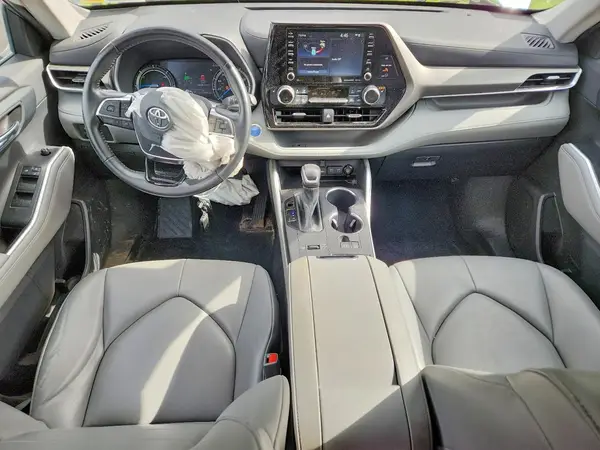 5TDGBRCH9MS061591 2021 TOYOTA HIGHLANDER - Image 8