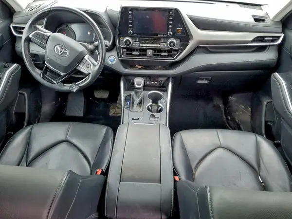 5TDGBRCH9MS526354 2021 TOYOTA HIGHLANDER - Image 8