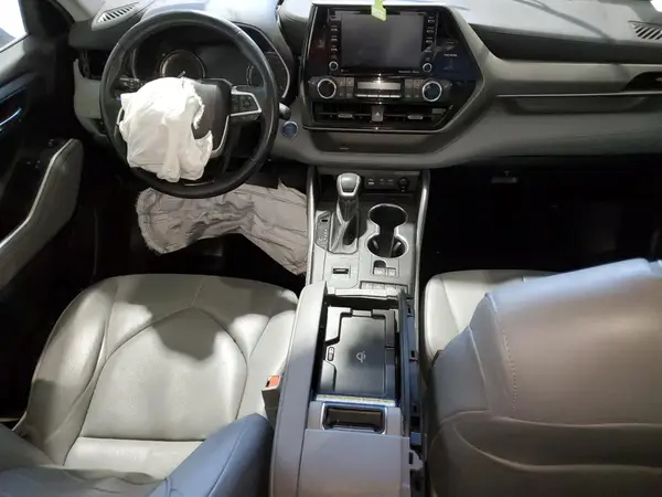 5TDGBRCH9NS556553 2022 TOYOTA HIGHLANDER - Image 8