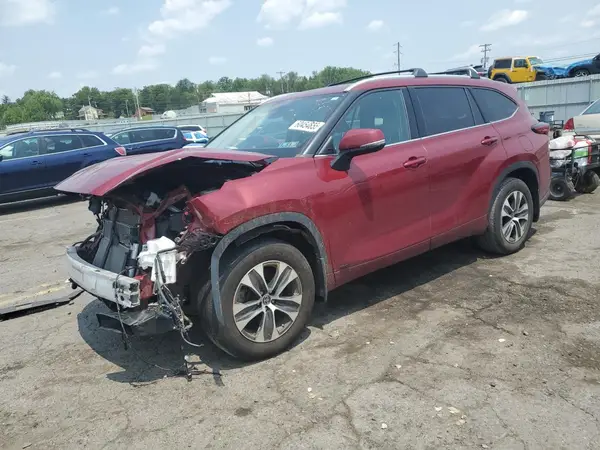 5TDGBRCH9NS557363 2022 TOYOTA HIGHLANDER - Image 1