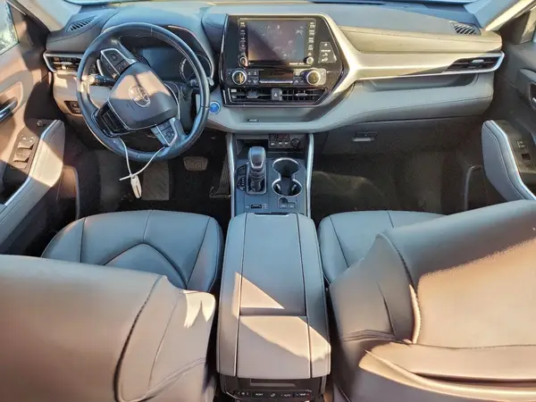 5TDGBRCHXLS502692 2020 TOYOTA HIGHLANDER - Image 8