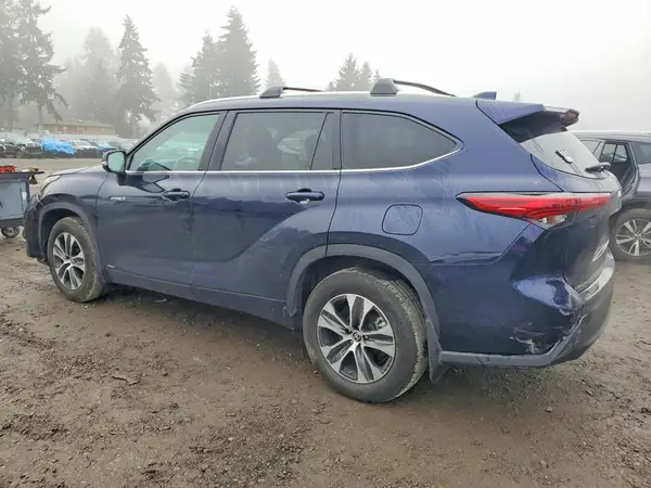 5TDGBRCHXLS509920 2020 TOYOTA HIGHLANDER - Image 2