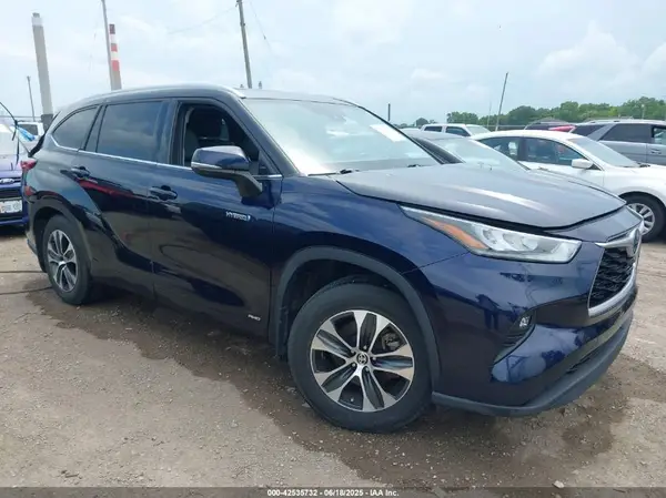 5TDGBRCHXLS512039 2020 TOYOTA HIGHLANDER - Image 1
