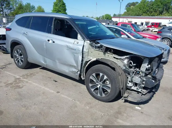 5TDGBRCHXLS512512 2020 TOYOTA HIGHLANDER - Image 1