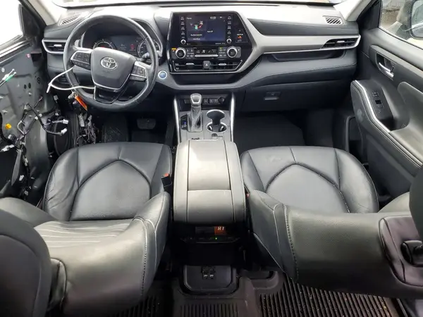 5TDGBRCHXLS513451 2020 TOYOTA HIGHLANDER - Image 8