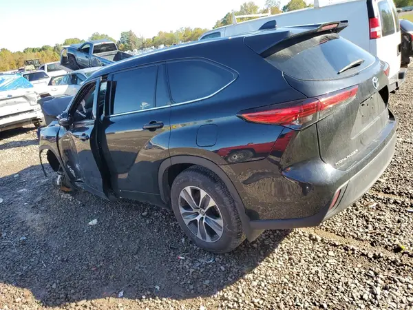 5TDGBRCHXMS021150 2021 TOYOTA HIGHLANDER - Image 2